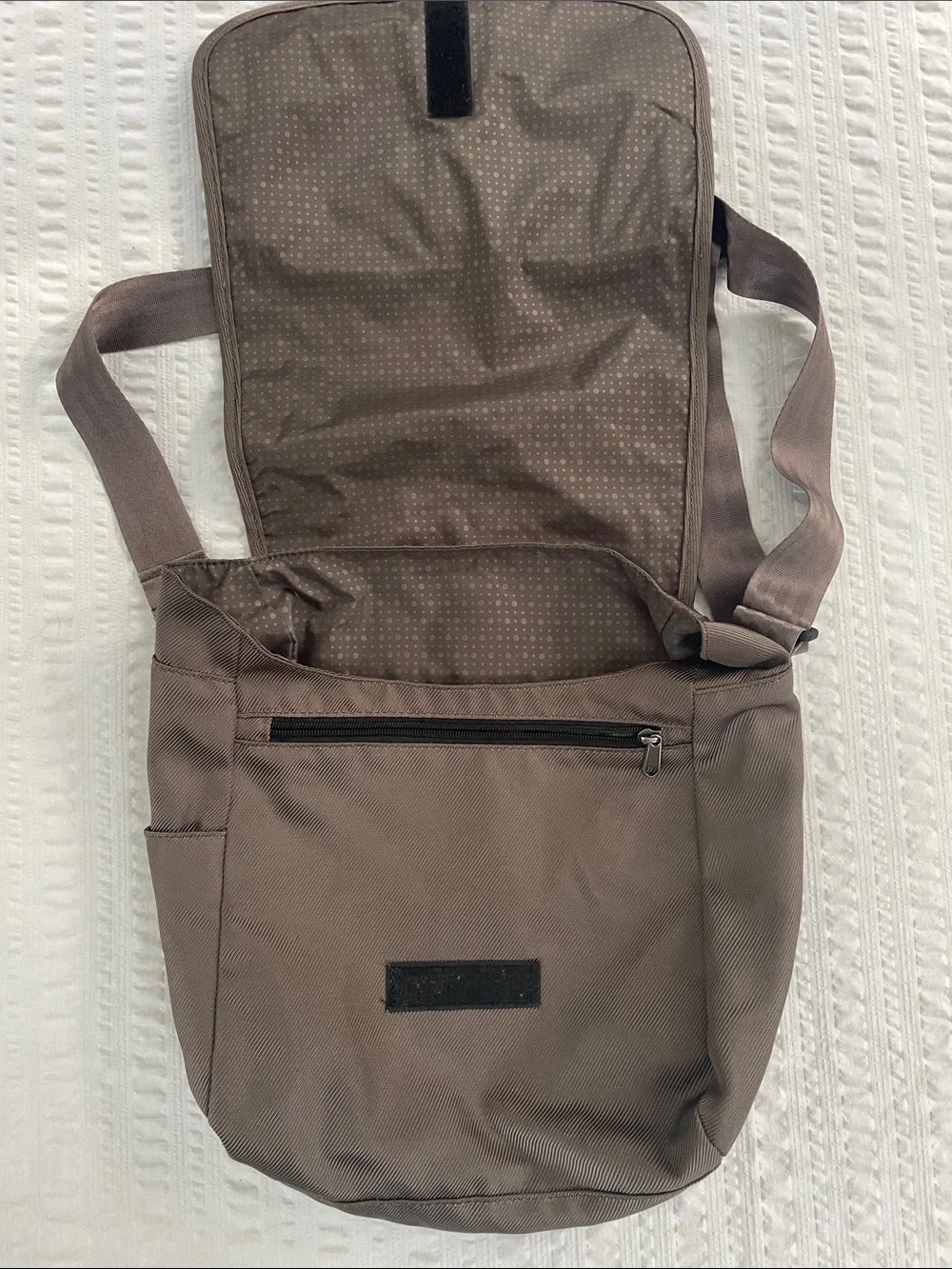 Columbia Crossbody Messenger Utility Bag Deep Red / Slate Grey Gorpcore  (OS)